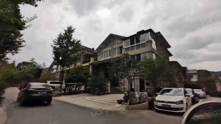 五月香山外景图