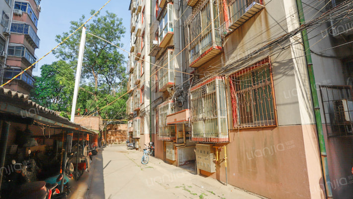 中原西路113号院外景图