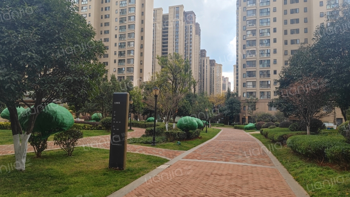 融创春风十里云熙苑外景图