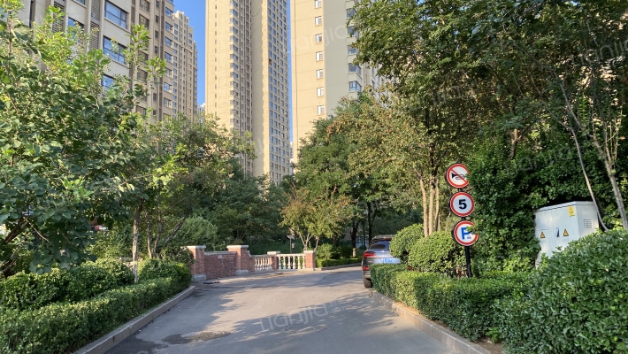 中海蔷薇溪谷外景图