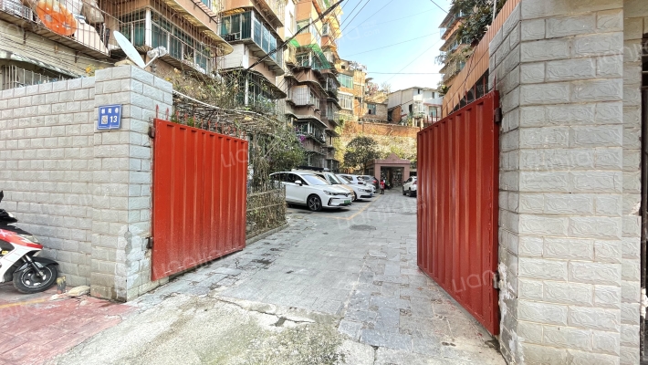 朝阳巷13号外景图