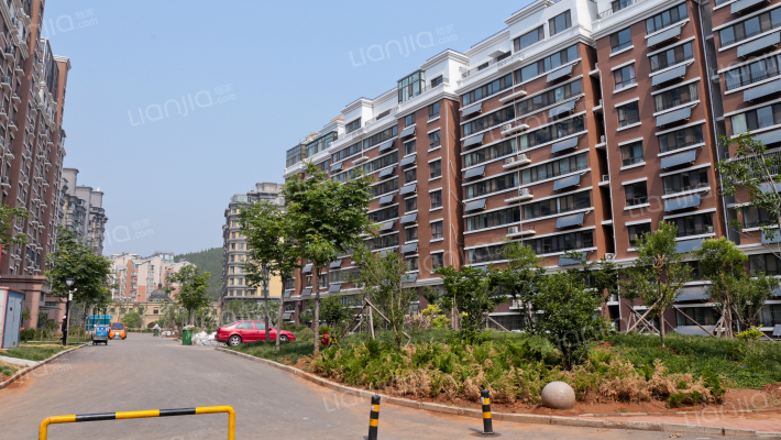 伟东新都三区外景图