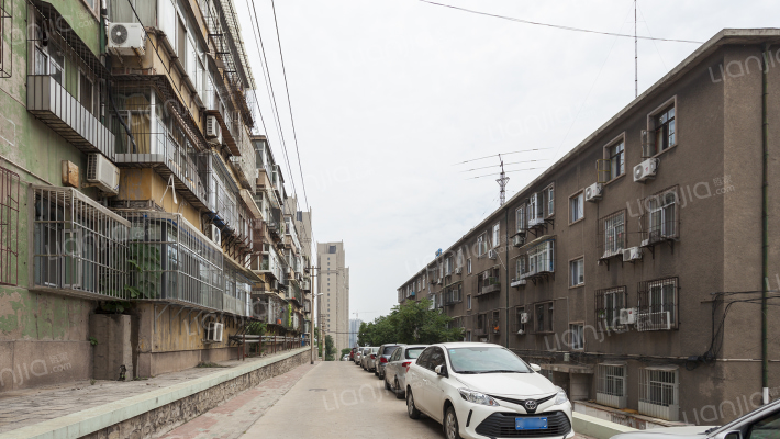 草场社区外景图