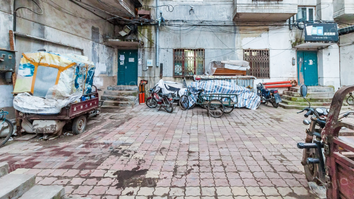 供销联社家属楼外景图