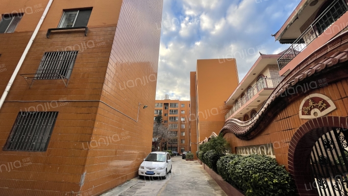 圣火生活大院外景图