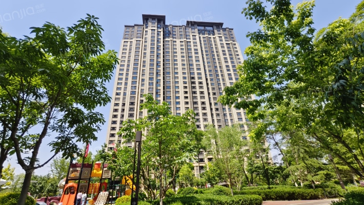 中海铂悦府外景图