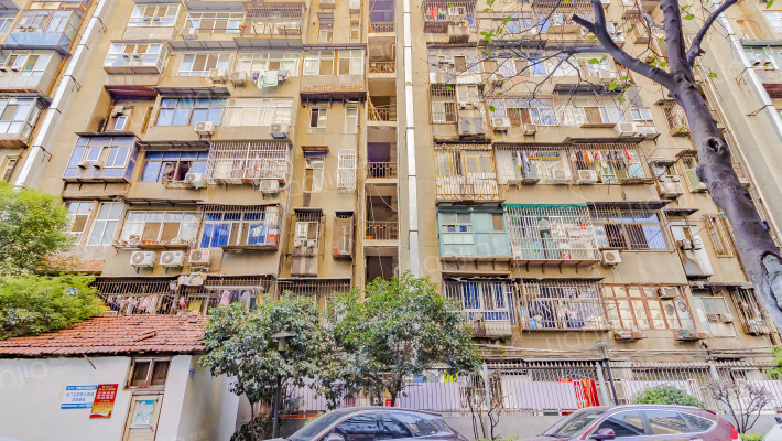 银松路104到114号外景图