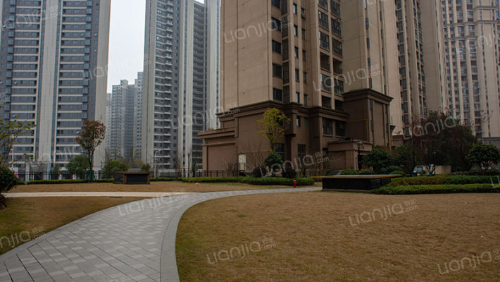 雅居乐花园外景图