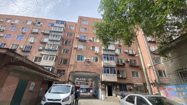 万天小区外景图