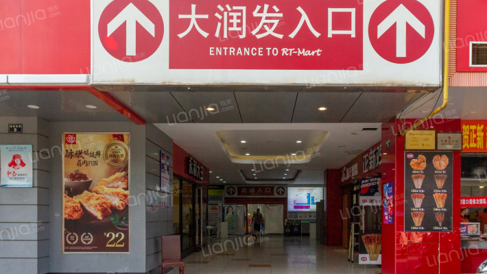 世纪东街外景图