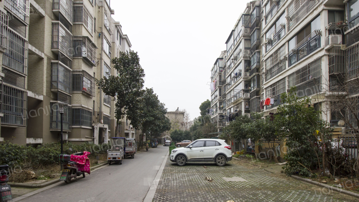 兰馨佳苑小区外景图