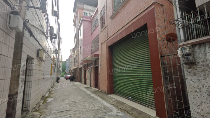 草岭路向阳坊外景图