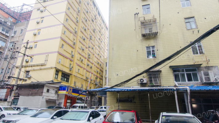 鑫天大厦外景图