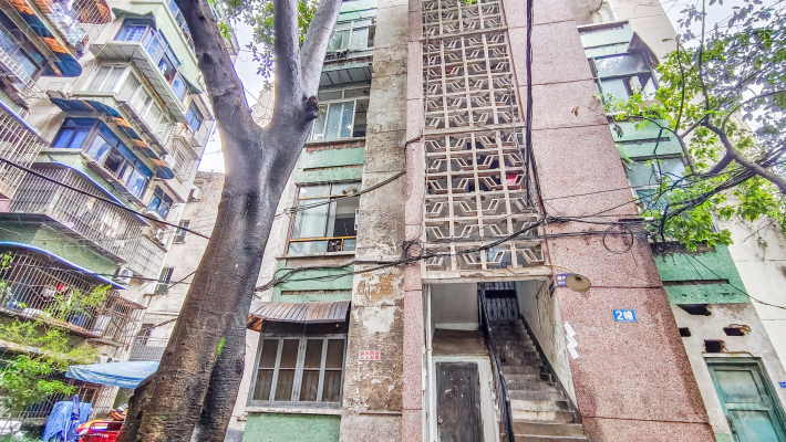 袁家岗150号外景图