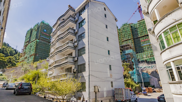 安居小区外景图