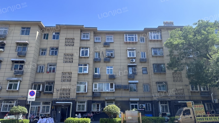 甸柳六区外景图