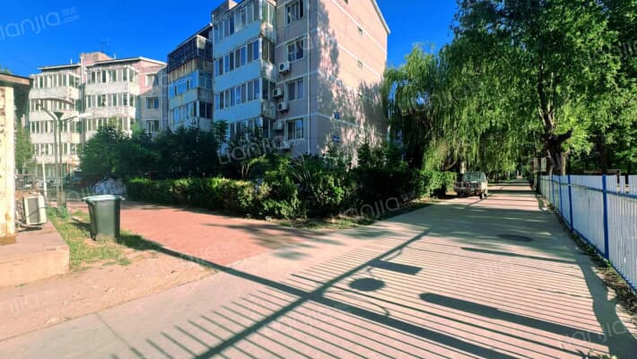 教师公寓外景图