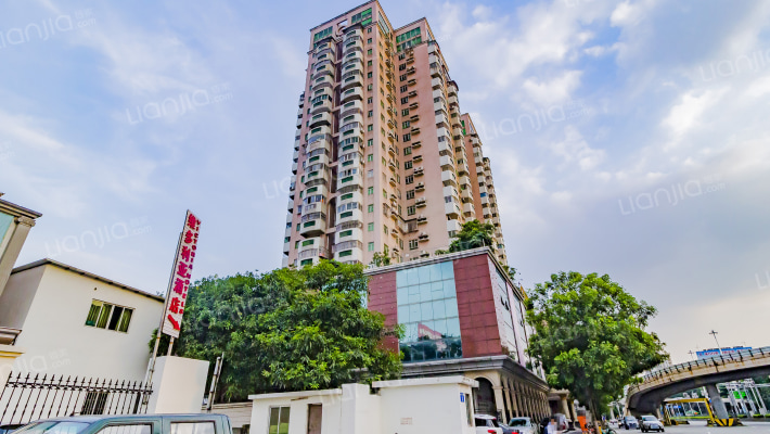 富南广场外景图