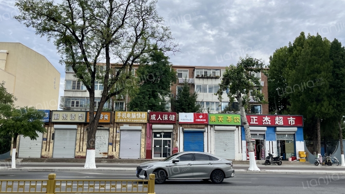 交通干部学院外景图