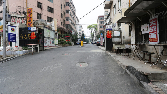 白龙花园外景图