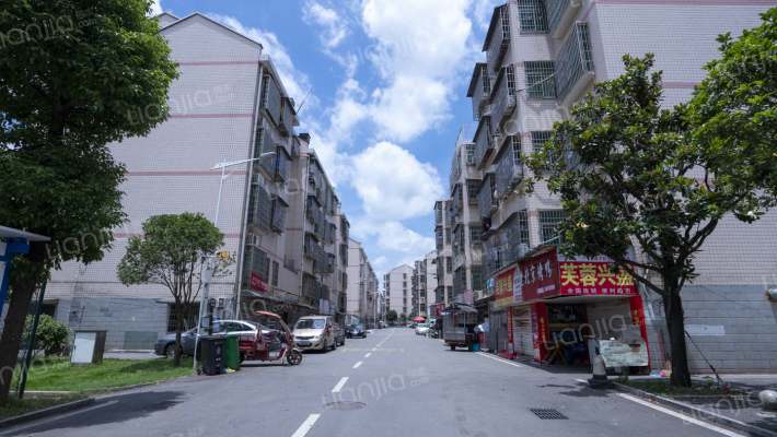 和平小区外景图