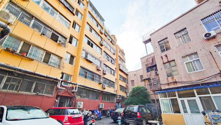 华龙路726号外景图