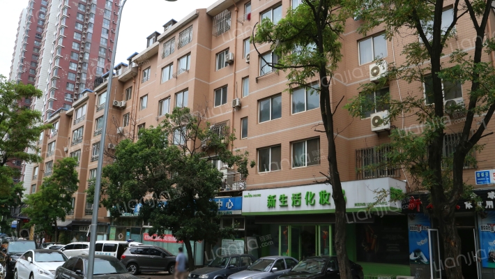 春江花园外景图