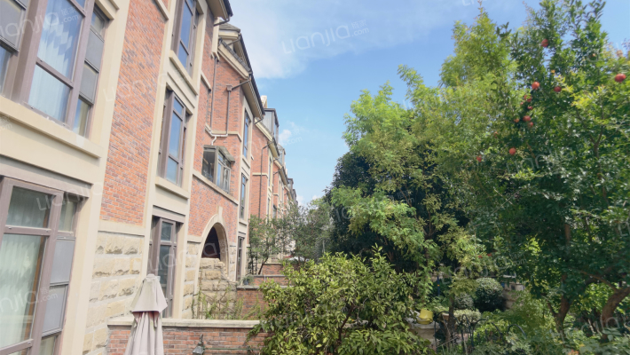 蠡湖尚郡外景图