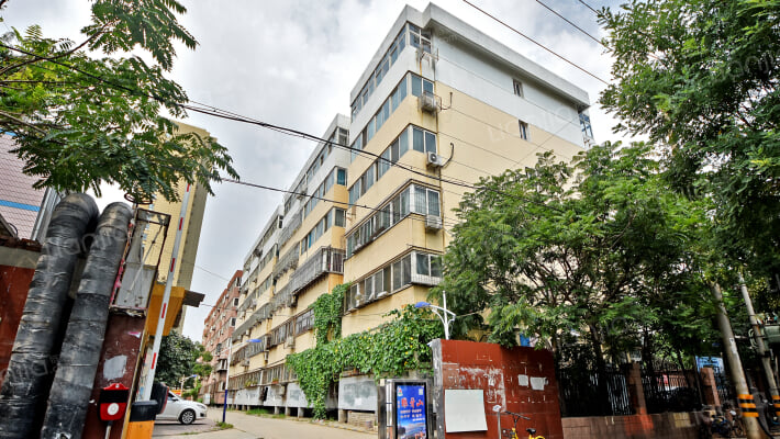 四五一一宿舍外景图