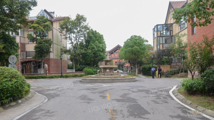 东墅山庄外景图