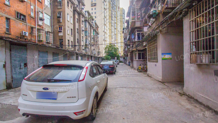 青山南路单位房外景图