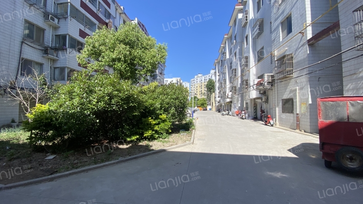 农民公寓外景图