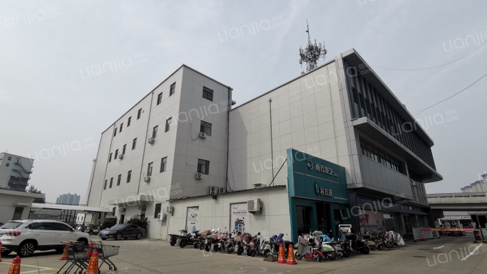 天河广场外景图