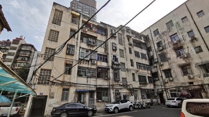 湖北省林业科技推广中心宿舍外景图