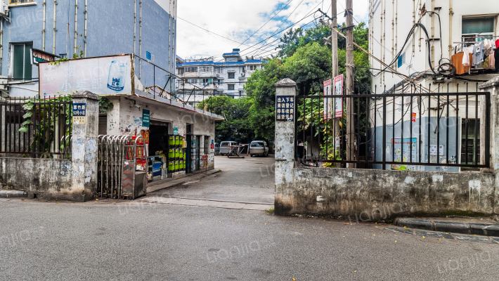 翠竹路53号小区外景图
