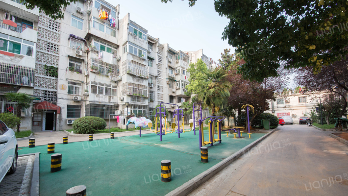 望园小区外景图