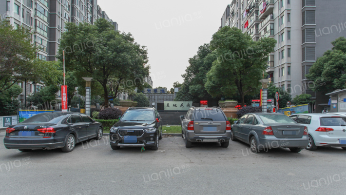 阳光美地花园外景图