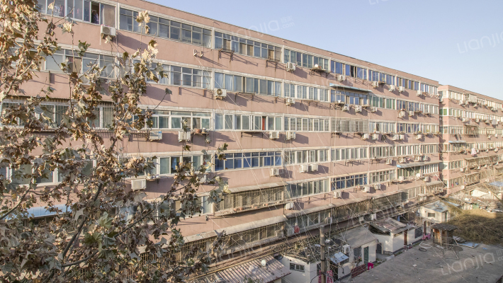 南阳路82号院外景图