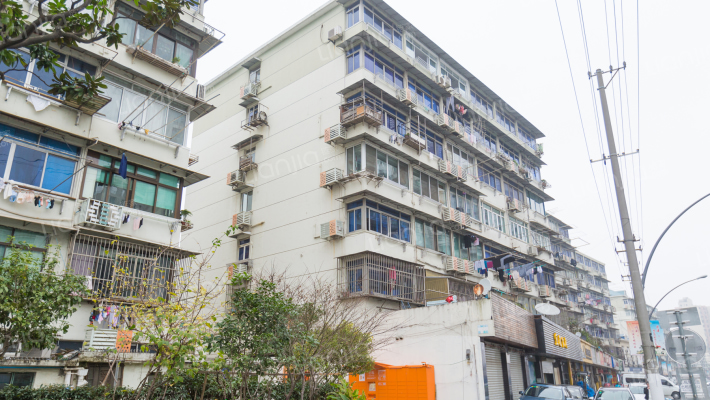 张家浜小区外景图