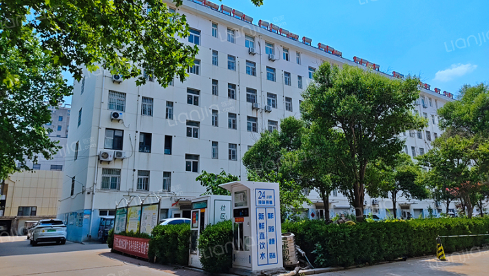 副食品加工厂家属院外景图