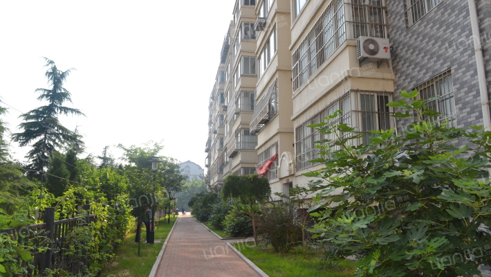 边防公寓外景图