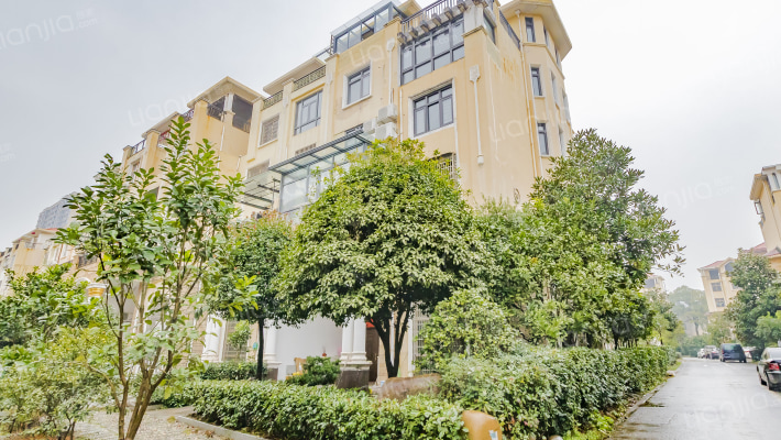 天地豪庭外景图