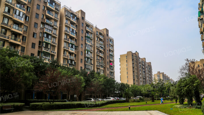 多蓝水岸听涛苑外景图