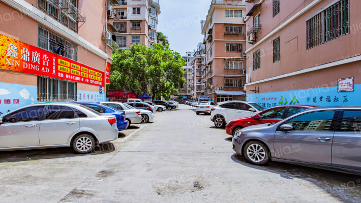 阳光小区外景图