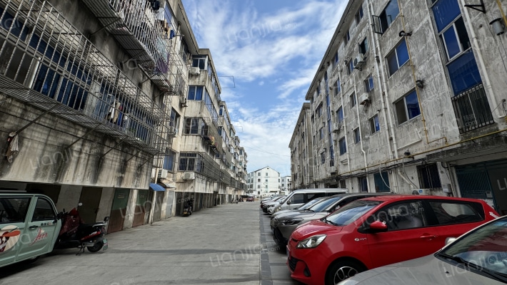 复兴东街外景图