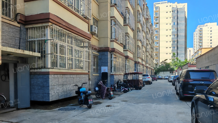 建行小区外景图