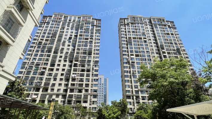 中梁国宾府外景图