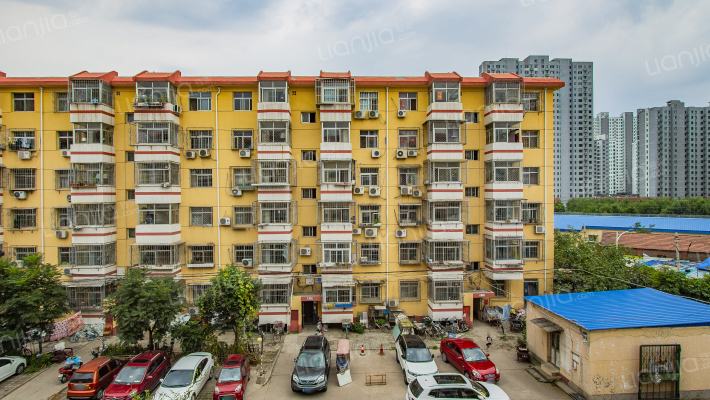 银河小区外景图