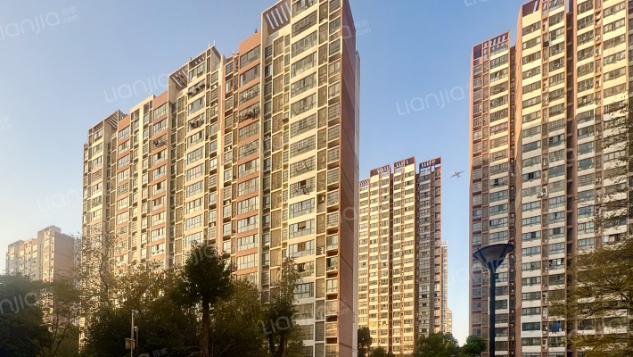 水岸佳苑B区外景图