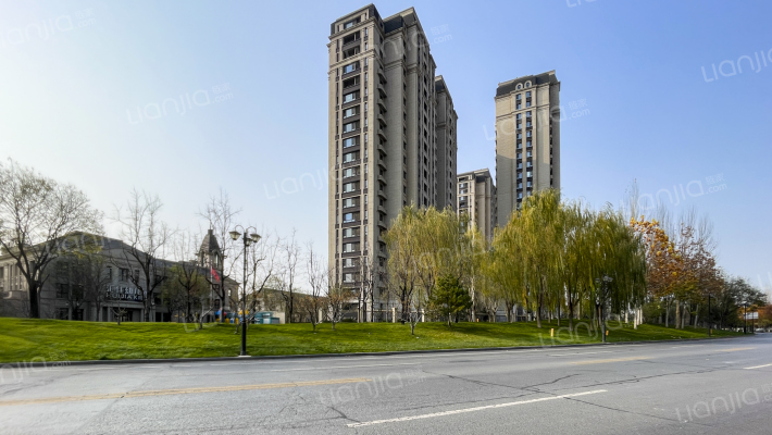 孔雀城大湖天悦外景图